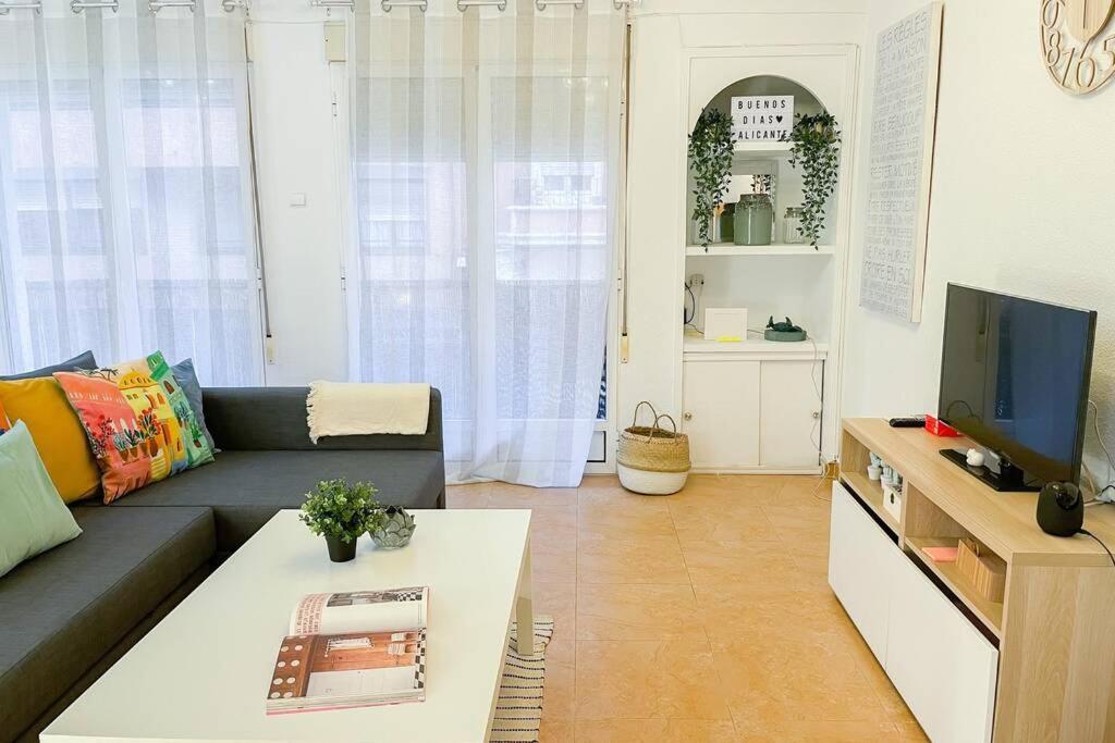 Coqueto Y Amplio Apartamento A 15 Min De La Playa Аліканте Екстер'єр фото