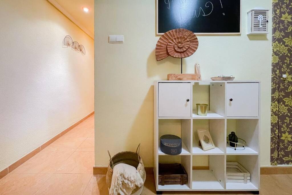 Coqueto Y Amplio Apartamento A 15 Min De La Playa Аліканте Екстер'єр фото